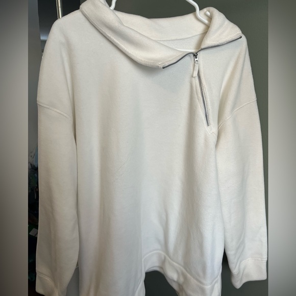 Pull over polyester/ cotton sweater - Picture 2 of 8